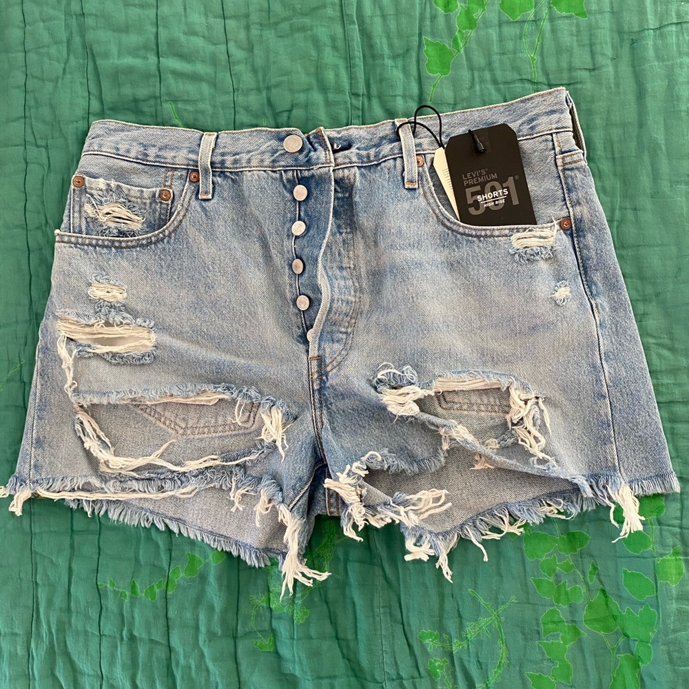 Levi’s shorts!